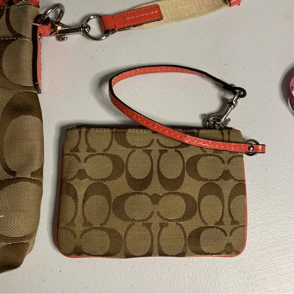 Coach Legacy Signature Swingpack Crossbody Bag And Wristlet - Picture 10 of 12